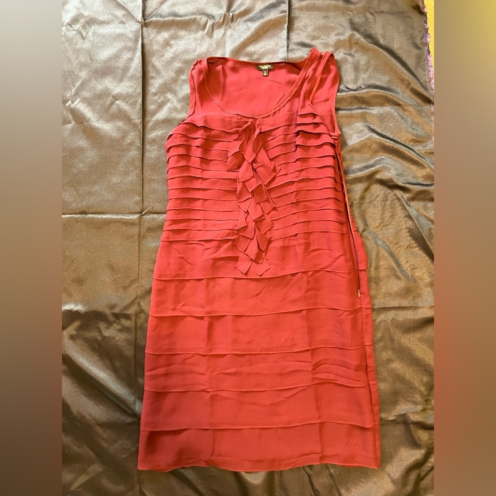 Burgundy knee length dress, sheath shape, sleeveless